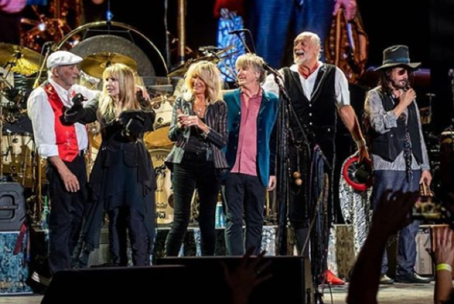 Rumours are RIFE that Fleetwood Mac are heading Glastonbury 2020
