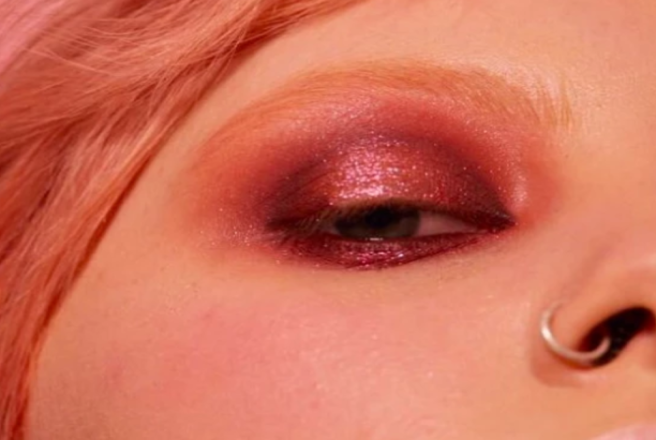 We’ve found the goddess of sustainably-packaged eyeshadows