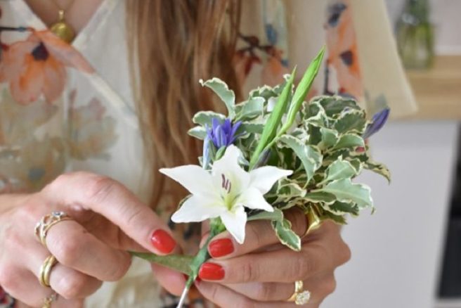 How to make the perfect flower crown according to Bloom & Wild