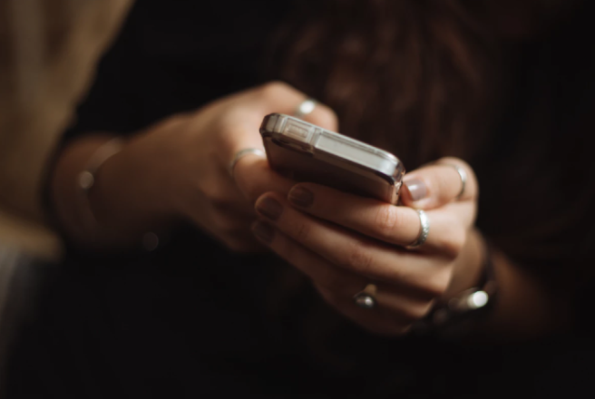 What is ‘nomophobia’, one of the modern world’s newest addictions?