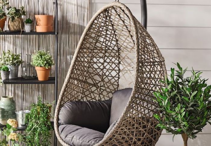 Aldi is selling a Hanging Egg Chair next week and we NEED one | SHEmazing!