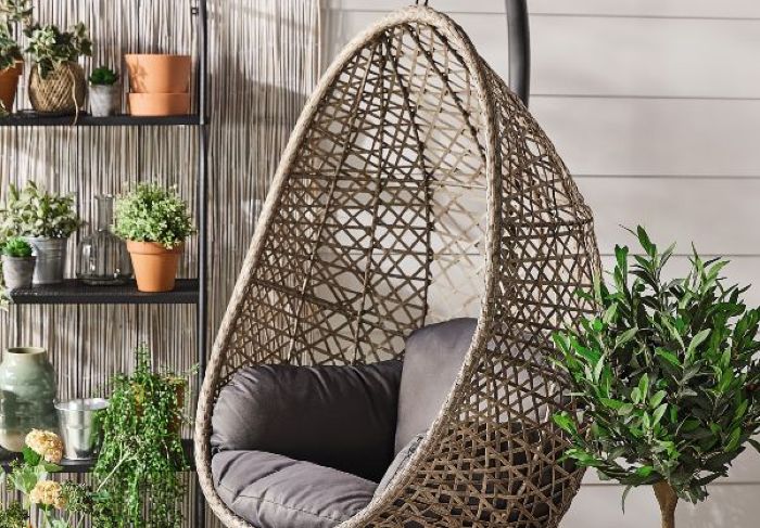 Aldi is selling a Hanging Egg Chair next week and we NEED one | SHEmazing!