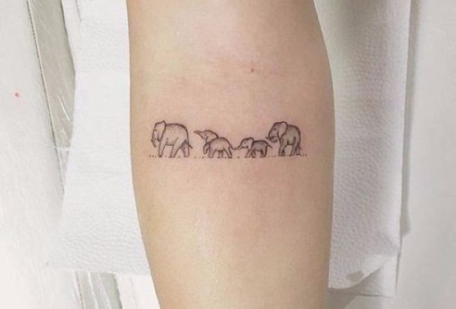 The CUTEST! 10 tiny animal tattoos that we’re totally obsessed with
