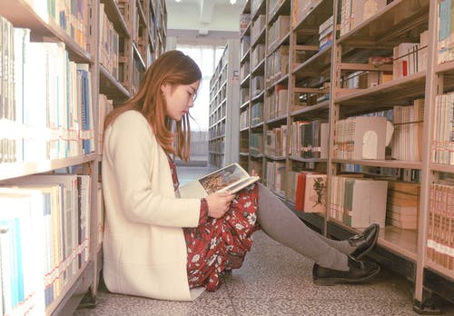 Your spring book guide is here