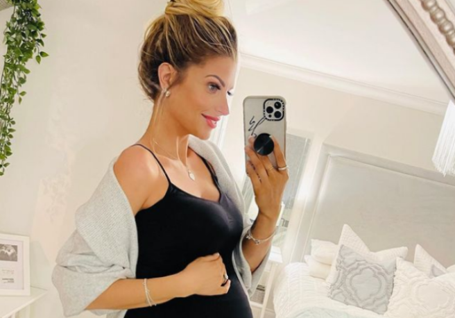 Sophie Hinchcliffe is absolutely glowing in new pregnancy update