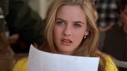 How to get the 90s blowout look that’s trending