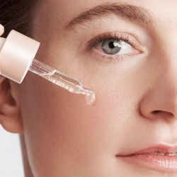 Clarins Calm Essentiel: Girls Say Group