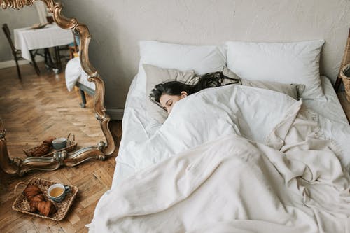 Creating a nighttime routine for your best night’s sleep ever