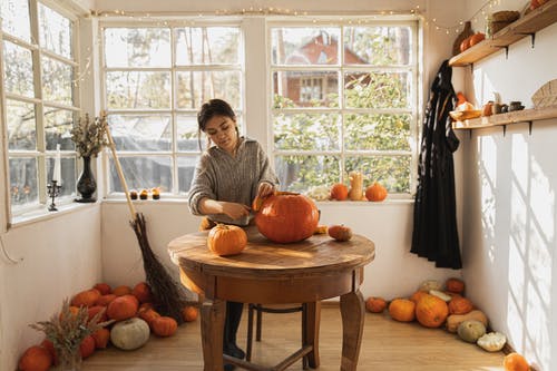 The cutest autumn home accessories to make your home super cosy this season!