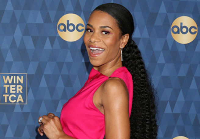 Grey’s Anatomy’s Kelly McCreary welcomes darling daughter