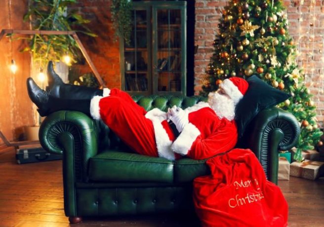 ‘What’s this yoke?’ 10 things your dad does EVERY Christmas Day