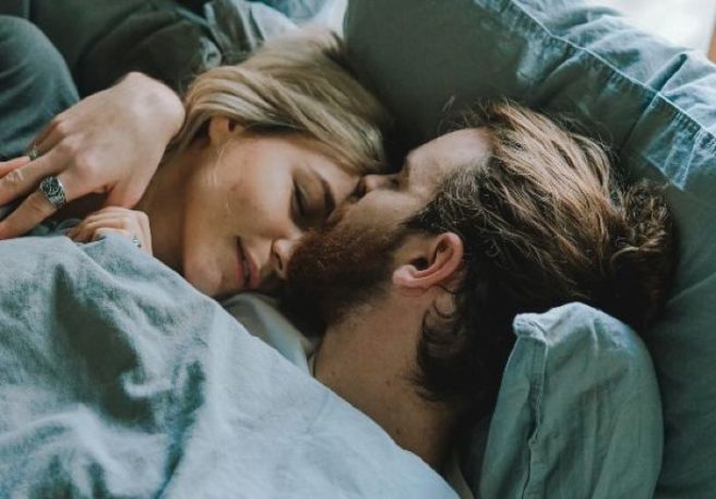 Submarining: Another awful dating trend you need to look out for