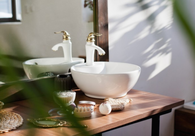 Packing Tips: 5 holiday essentials to pack in your toiletry bag