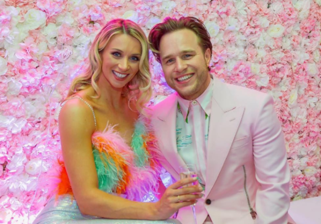 Pics: Olly Murs and girlfriend Amelia Tank are now engaged