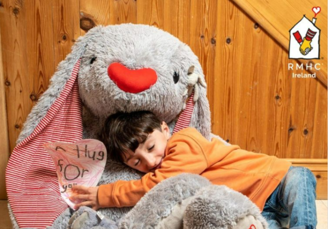 Adam King launches appeal to send a hug for National Hug Day