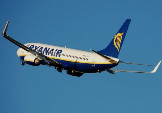Ryanair warns of price increase in Dublin to London Christmas flights