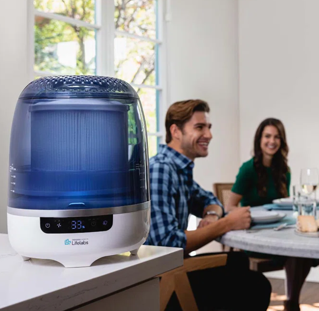 The Aaira + Humidifier cleans, deodorizes & moisturises the air all in one neat device