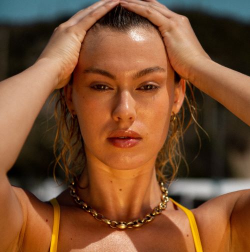 Shake. Spritz. Shimmer – introducing the new Hydrating Facial Mist from Bare By Vogue