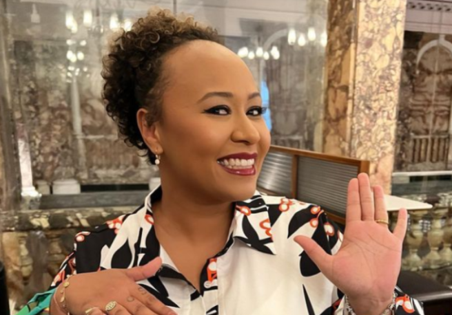 Singer Emeli Sandé confesses her wedding plans have been delayed