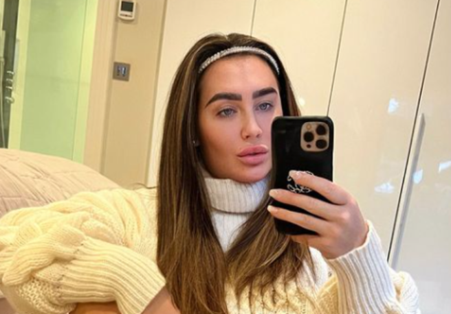 Lauren Goodger signs off social media with mental health struggles