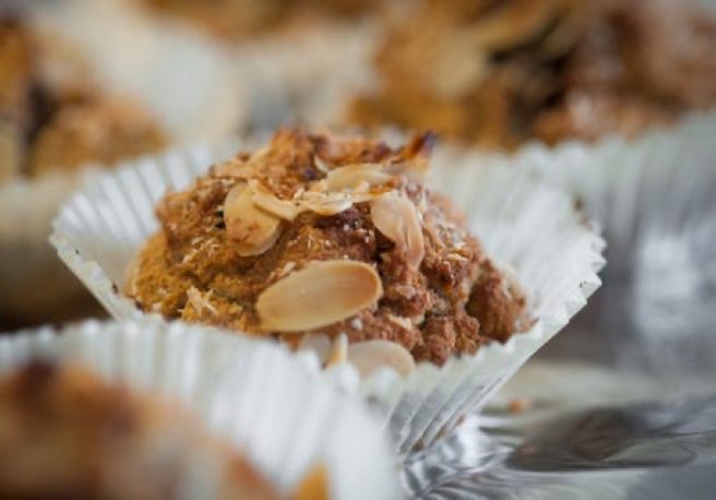 Wholegrain recipes: Vegan almond banana muffins