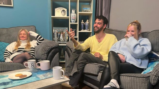 Gogglebox Ireland Is Casting – Could It Be You?