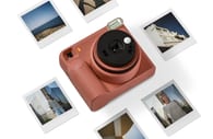 Fujifilm’s New instax SQUARE 2™-the Gift Idea You’ve Been Looking For